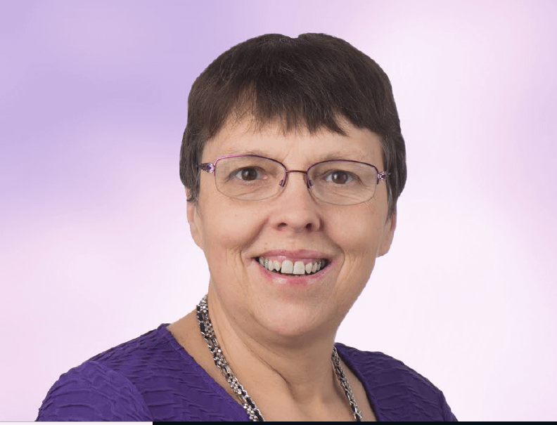 DRC_Christine_with_purple_background